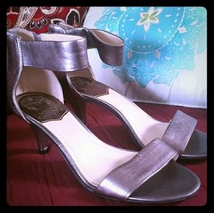 Vince camuto Grey open toe heels